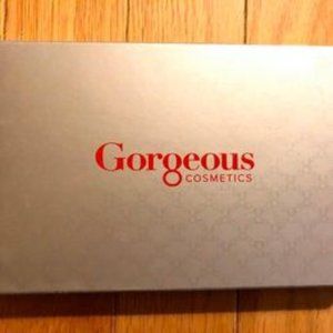 Brand New Gorgeous Cosmetics 8 Neon Colours Eyeshadow Palette